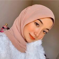 Besides students, i have frequently been asked by malaysians, who have married ladies from mainland china, whether or not their spouse can indeed be allowed to secure a malaysian driving license. Charming Malaysian Women Why Malaysian Girls Are So Hot