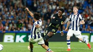 El Atlético vence pero no convence ante una sólida Real Sociedad — EL PAÍS