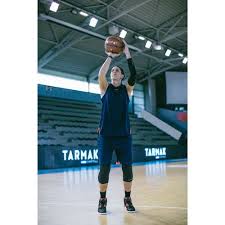 Regras do basquetebol, história do basquetebol, fundamentos técnicos do veja mais ideias sobre basquetebol, basquete, educação fisica. Cotoveleira De Protecao Basquetebol Adulto Nivel Intermedio Tarmak A Venda