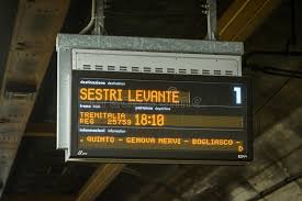 Foto, orari di lavoro, informazioni di contatto, sito online, ecc. Genova Cartellone Pubblicitario Di Banca Carige Piazza De Ferrari Immagine Stock Editoriale Immagine Di Risparmio Economia 145763269