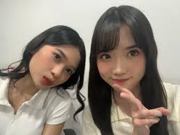 lagi sibuk konten di youtube makanya jarang upload foto di sini tapi  minimal sekali seminggu sih ada yang baru nih foto greesel @jkt48.greesel  @jkt48.gracie @jkt48.flora @jkt48 greeseloshi #jkt48 #graciejkt48  #florajkt48