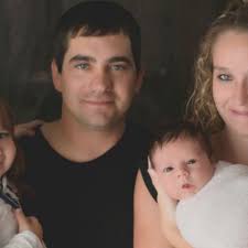 Fundraiser for Meagan Gimblett by Simone Wicks : Young Father dies in Car  Accident