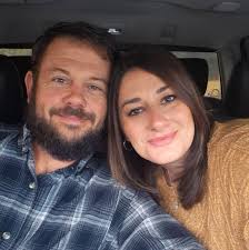 Can you recommend anyone who can haul away this junk mobile home? Any  estimates