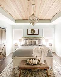 Farmhouse Homes On Instagram This Farmhouse Bedroom Is Our Goal Room We Love Master Bedroom Lighting Master Bedrooms Decor Farmhouse Master Bedroom