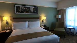 Find 14 listings related to holiday inn in king city on yp.com. King Leisure Room At Holiday Inn And Suites Makati Youtube