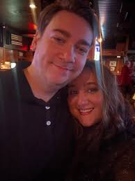 Melanie Bee (@mellow_knee_) • Instagram photos and videos