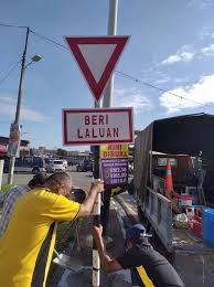 Check spelling or type a new query. Jkr Kota Setar Kerja Membaiki Papantanda Beri Laluan Di Facebook