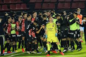 Este tipo de diagramas comparativos puede ofrecer datos de naturaleza cuantitativa o de naturaleza cualitativa. Colon Talleres Por La Copa De La Liga El Sabalero Elimino A Talleres Tras Vencerlo 5 3 En Los Penales Y Va Por Independiente Formosa Hoy