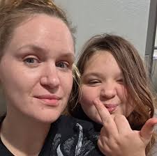 Sharing C-section experience and photos in a medical context