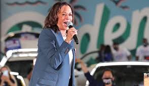 Vogue knows kamala harris loves her sorority, suits, comfortable pants and chuck taylors. Kamala Harris Team Says It Was Blindsided By A Vogue Magazine Cover The Week