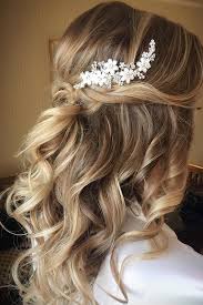 Best hairstyles for wedding guests. 30 Chic And Easy Wedding Guest Hairstyles My Stylish Zoo