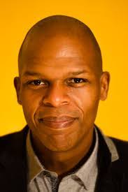 Leslie Shipman's Instagram, Twitter & Facebook