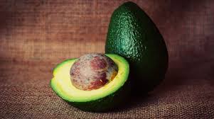 Aber mit einer gesichtsmaske hast du die gelegenheit deiner haut etwas gutes zu tun und gleichzeitig vom stressigen alltag zu entspannen. Gesichtsmaske Mit Avocado Selber Machen