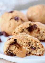 Old fashioned raisin filled cookies / filled raisin cookies : Oatmeal Raisin Cookies With Caramel Filling Whitneybond Com