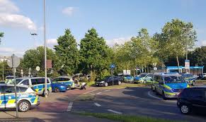 Kurz nach mitternacht setzten blitze, donner und vor allem starkregen ein. Startseite Chorweiler Panorama
