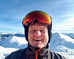 8 Prompts to Improve Your SEO ... and get more traffic · AI Ranking (FREE)