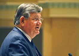 Gov chides school facilities panel