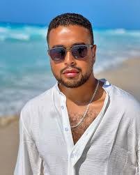 Emad Mohamed's Instagram, Twitter & Facebook