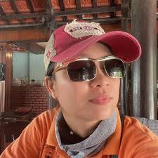 About Vespa Adventures