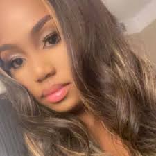 Daisha Johnson (@KissedOnMyLIPz)