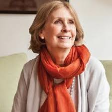 Leslie Curtis (@LCurtisDesigns)