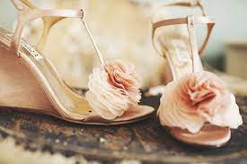 Real Upstate New York Wedding Sara David The Bride S Cafe Outdoor Wedding Shoes Pink Wedding Shoes Pink Bridal Shoes