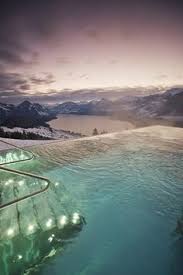 Pool Mit Atemberaubendem Blick Uber Die Berge Hotel Villa Honegg Schweiz Wellness Retreat In Der Schweiz Schone Orte Reisen Reiseziele