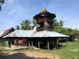Berikut kami kongsikan istiadat kemangkatan dan pemakaman diraja Masjid Lama Makam Diraja Langgar The Royal Orchard