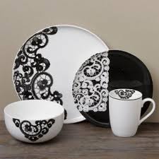Black And White Dinnerware Black White 16 Piece Dinnerware Set Modern Decor Contemporary Kitchen Peinture Sur Porcelaine Porcelaine Porcelaine Peinte