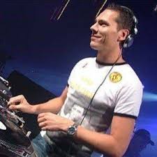 Download and listen to new, exclusive, electronic dance music and house tracks. Tiesto Bio Family Trivia Famous Birthdays