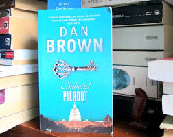 Pin By Oana Durican On Recenzii Carti Dan Brown Book Cover Lumee
