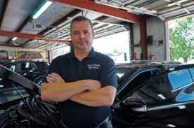 Broken glass in the door: About Us And Our Auto Glass Specialist Fast Glass Service