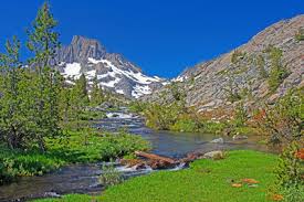 Thousand island lake is a large alpine lake in the sierra nevada, within the ansel adams wilderness in eastern madera county, california. Agnew Meadows To Thousand Island Lake Hiking Trail Mammoth Lakes California