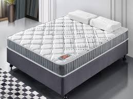 The coils and wooden panel in box springs are the most common source of squeaking. Sensoreve Mattress Eliha 90 X 190 Cm Double Technology Pocket Springs High Density Foam Total Thickness 20 Cm Independence Of Bed Stretch Fabric Hypoallergenic Amazon De Kuche Haushalt