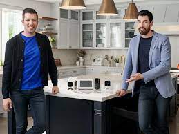We provide demolition, asbestos abatement and concrete crushing contractor services with attention to safety and schedule. Biggest Home Renovation Mistakes According To The Property Brothers