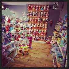 La Grande Famille De Moulin Roty Dans Notre Belle Boutique Les Tresors De Gaspard Avec Images Le Moulin Moulin Roty Grandes Familles