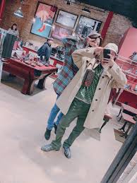 Twitter is one application of a broader category called microblogging. Hobi Yourhobi Twitter