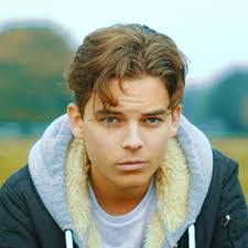 Alexander Allman's Instagram, Twitter & Facebook