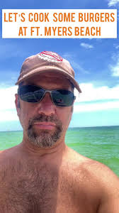 Just the two of us… a man and his grill! There is truly not a better combo  then grilling and boating 🙌🏻 I love this thing!What’s your favorite  boating accessory? Mine is definitely this ...