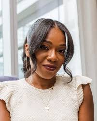 Amber Thornton's Instagram, Twitter & Facebook