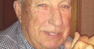 Robert Vantassel's Instagram, Twitter & Facebook