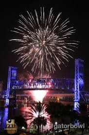 Fireworks Over The Main Street Bridge In Downtown Jacksonville Fl New Years 2014 New Year 2014 Jacksonville Downtown