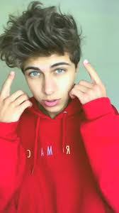 Lucas Walkowski's Instagram, Twitter & Facebook