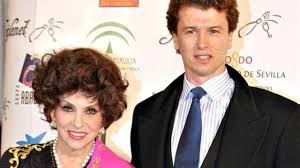 Gina lollobrigida nació el 4 de julio de 1927 en subiaco, y en los años 50 despuntó su carrera como actriz tanto en italia como en francia y en hollywood todo comenzó con su romance con el español javier rigau y rafols, un hombre 34 años menor que ella, pues, como la actriz declaró, siempre ha. Javier Rigau Chi E L Ex Di Gina Lollobrigida Tra Amore E Scandalo