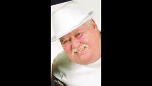 Ricky Bratcher's Instagram, Twitter & Facebook