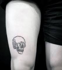 Pin By Raianne Islam On Tattoos Skull Tattoo Small Skull Tattoo Simple Skull Tattoos