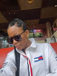 Le passer est dans ta tête. le futur est dans tes mains 😍🥰🙏🏻 A_LÔM  voilà 👉🏻 https://youtu.be/ZCkS4A3t7C8?si=0RBF73sckXctDTqs