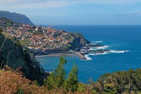The archipelago is made up of two populated islands, madeira and porto santo, and two groups of unpopulated islands called the desertas and selvagens islands. Seixal Porto Moniz Wikipedia