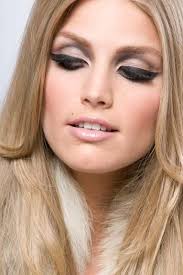 A Brief Look At The Evolution Of Makeup Buzznet 70s Hair And Makeup 60s Makeup Makeup Eyeliner