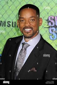 Dennis smith hi-res stock photography and images